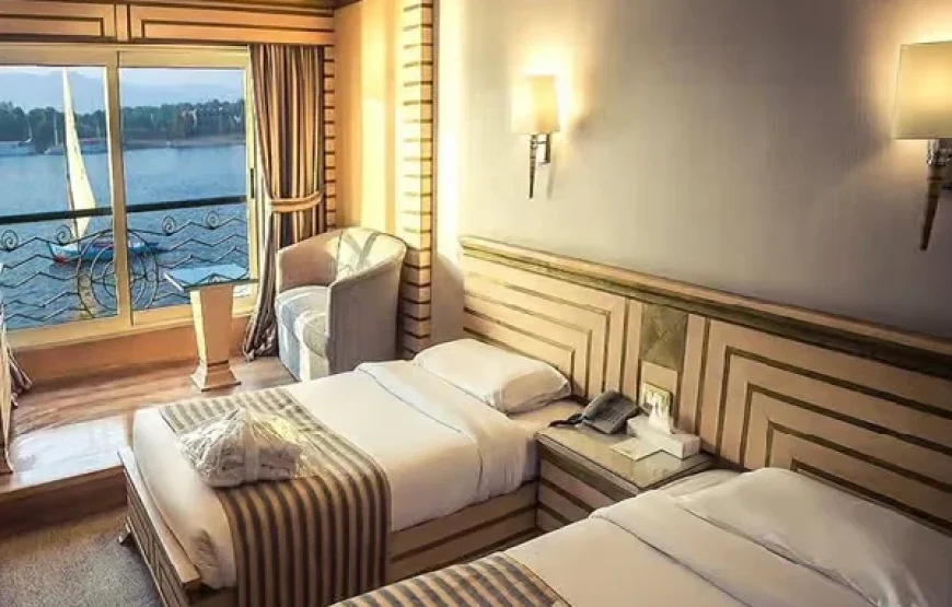 Marsa Alam: 4 Days Nile cruise to Aswan with hot air balloon